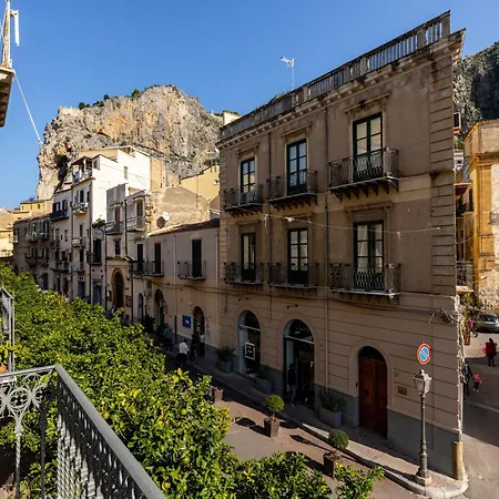 Apartment Eleganza In Centro A By Wonderful Italy Cefalu